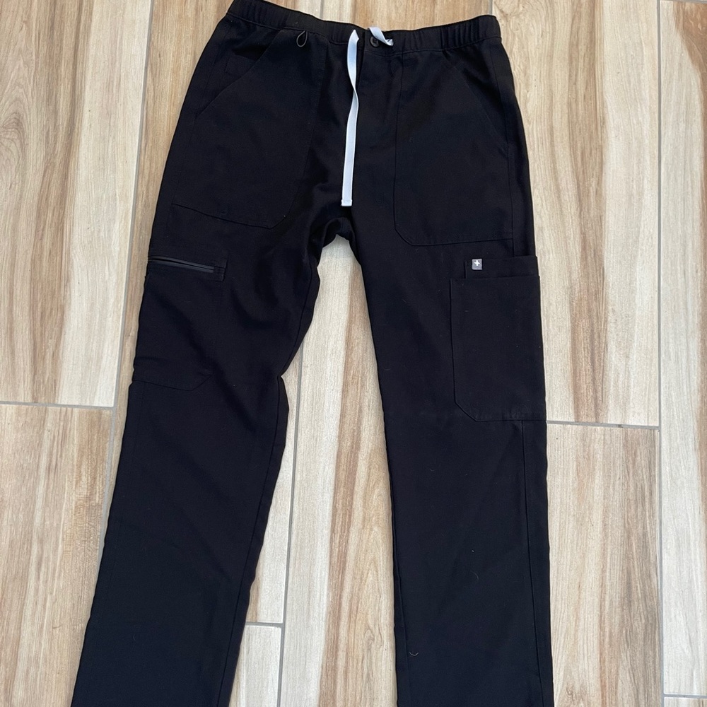 Black Men’s Figs Scrub Pants NWOT